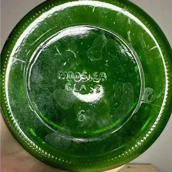 Vintage Hoosier Glass beautiful emerald green crinkle textured‎ glass vase 9.5” - Picture 5 of 6